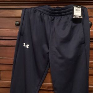 Men’s size medium jogger. Nylon lined with fleece